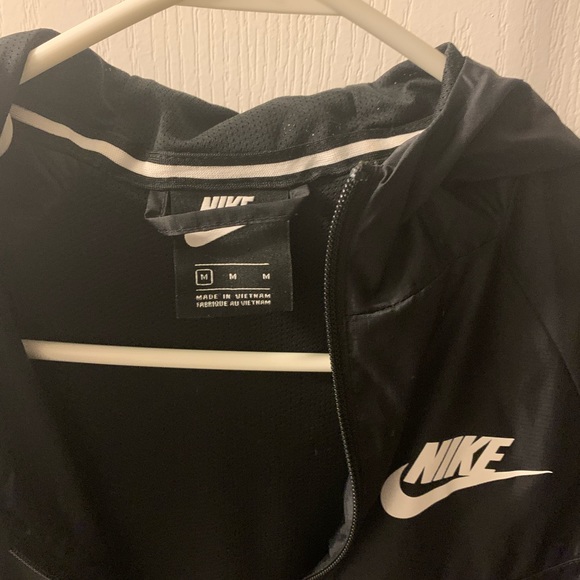 Boys Nike jacket - Picture 2 of 4